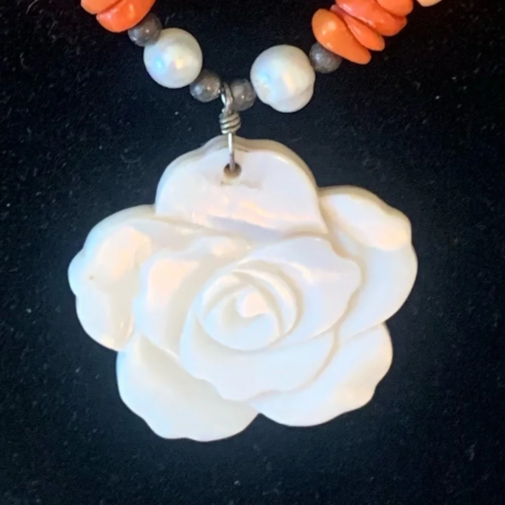 Orange Beaded Necklace with White Flower Pendant - Picture 10 of 11